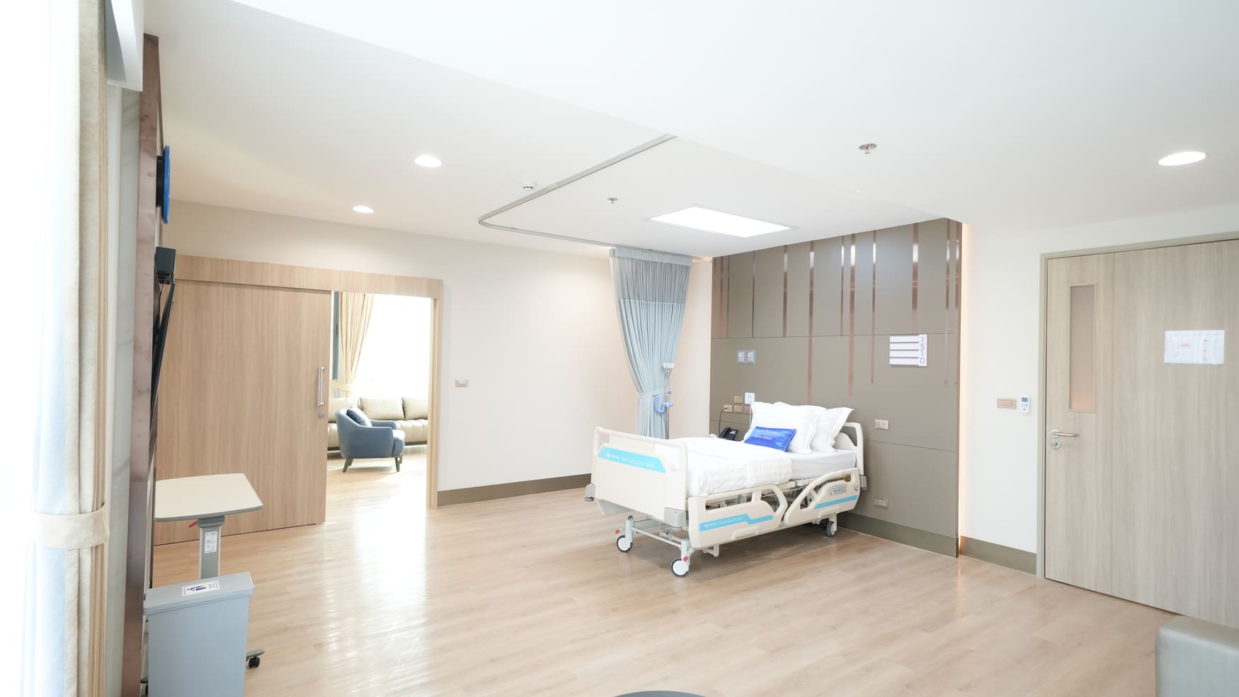 Suvarnabhumi Suite