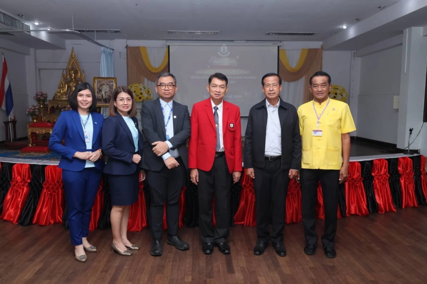 พิษณุเวช ร่วมตอบคำถามสุขภาพให้โรงเรียนจ่าการบุญ ในฐานะโรงพยาบาลพันธมิตร เพื่อรับการตรวจประเมิน โรงเรียนพระราชทานระดับภาค