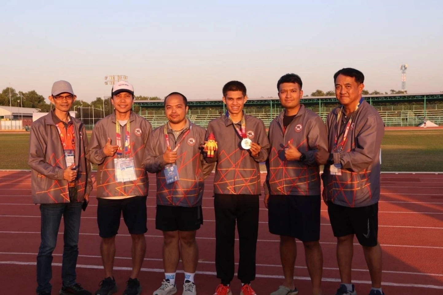 โรงพยาบาลพิษณุเวช ร่วมกับ Run to Paradise สนับสนุนการแข่งขันกีฬามหาวิทยาลัย ครั้งที่ 50