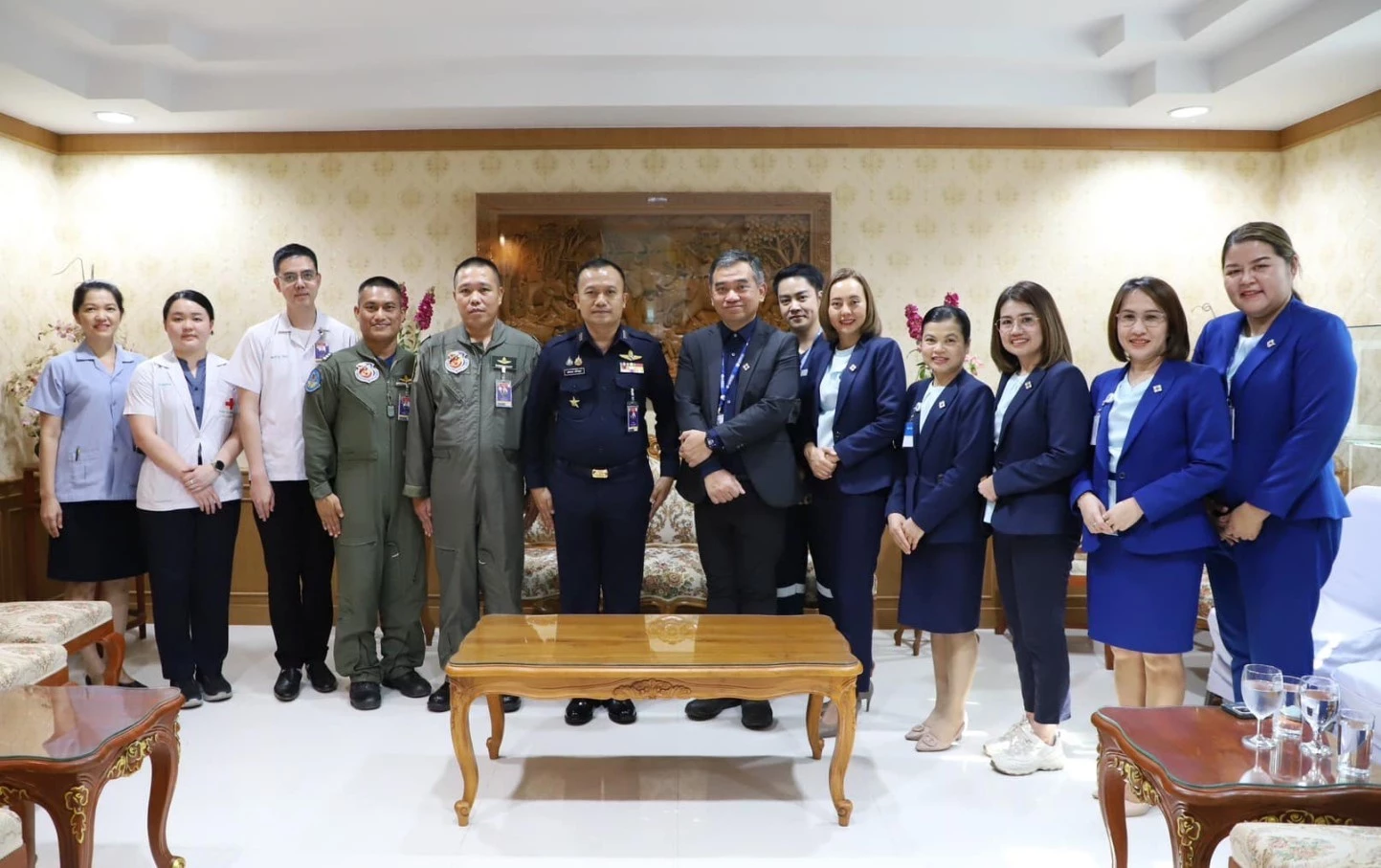 พิษณุเวช หารือกองบิน 46 พัฒนาระบบการเคลื่อนย้ายผู้ป่วยทางอากาศ เพื่อผู้ป่วยเป็นศูนย์กลาง