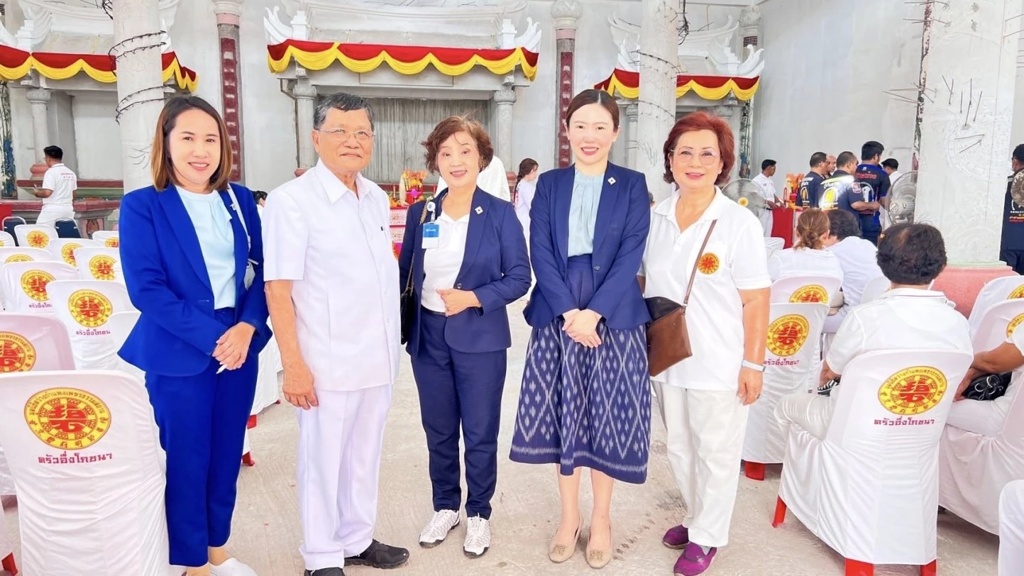 พิษณุเวช ร่วมงานบุญมหากุศล สร้างเทววิหารฮุ้งเยี้ยงไท้ จังหวัดกำแพงเพชร