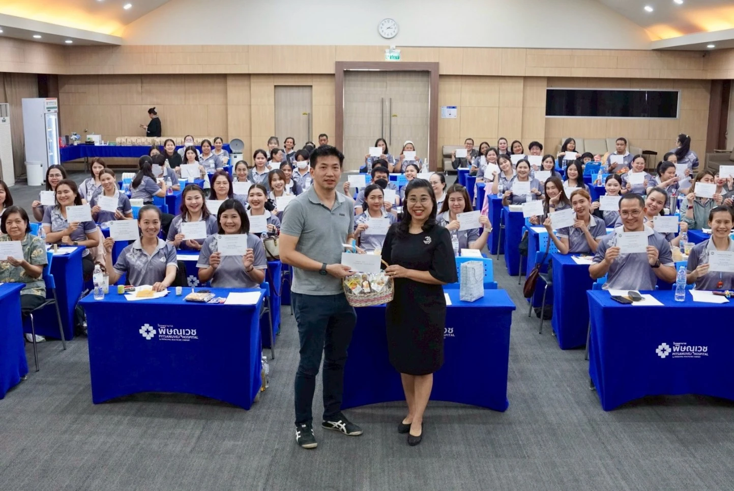 คุณครูและบุคลากรโรงเรียนปาริมาเข้าร่วมอบรมที่โรงพยาบาลพิษณุเวช