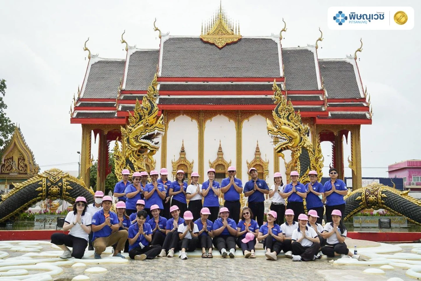 พิษณุเวช ร่วมกิจกรรมจิตอาสา "ขัดถู ดูใจ ได้ธรรมะ" พัฒนาวัดทุ่งสนุ่นรัตนาราม จังหวัดกำแพงเพชร