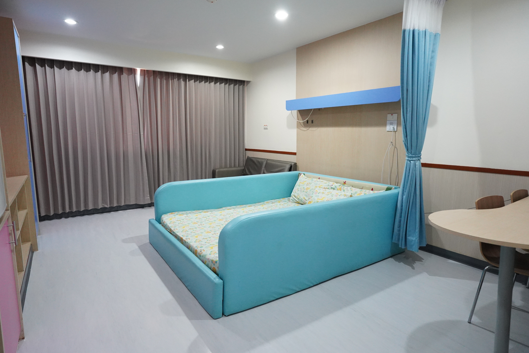 ห้องพักทั่วไปสำหรับเด็ก โรงพยาบาลพิษณุเวช