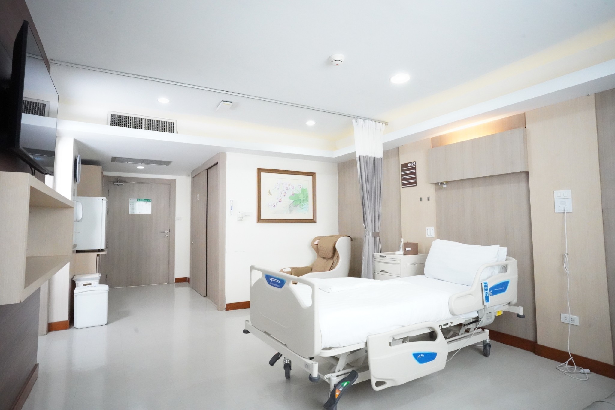 ห้องสวีทสำหรับผู้ใหญ่ โรงพยาบาลพิษณุเวช